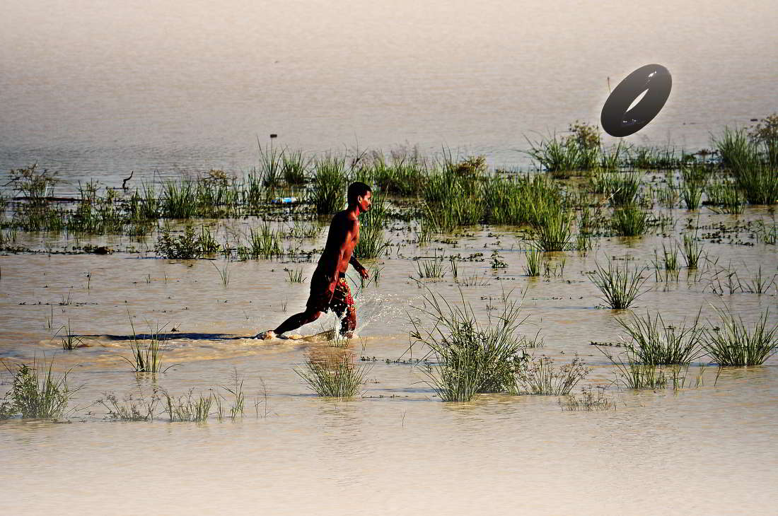 paddling at mabrachan lake in Pattaya