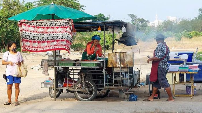 Mobile roadside Thai street food vendor in Pattaya, Thailand
