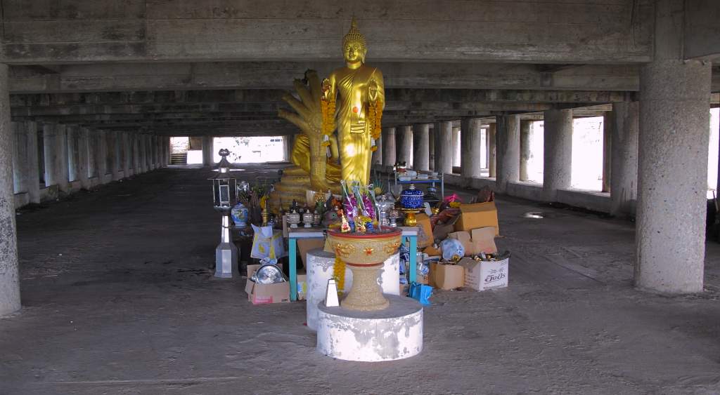 Buddha statue