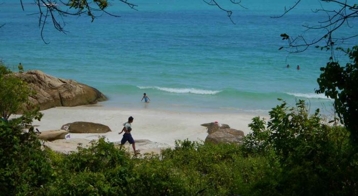 pictuesque beach on Samet island in Thailand