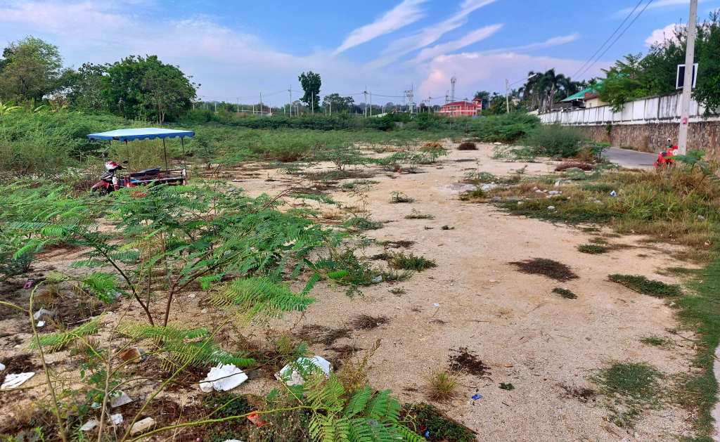 The filled and overgrown location of the former Paifon fishing park in east Pattaya